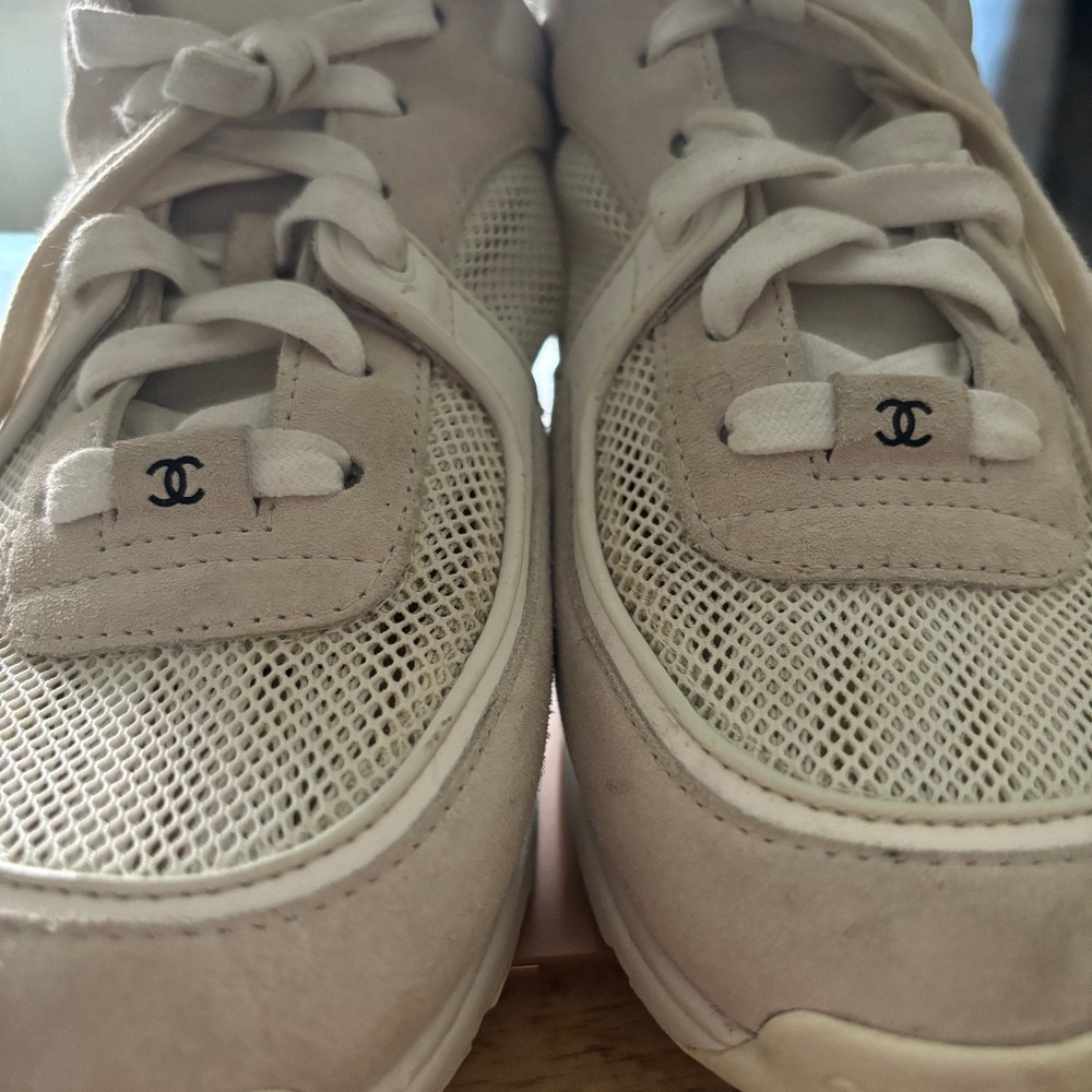 White Chanel Sneakers Size 40